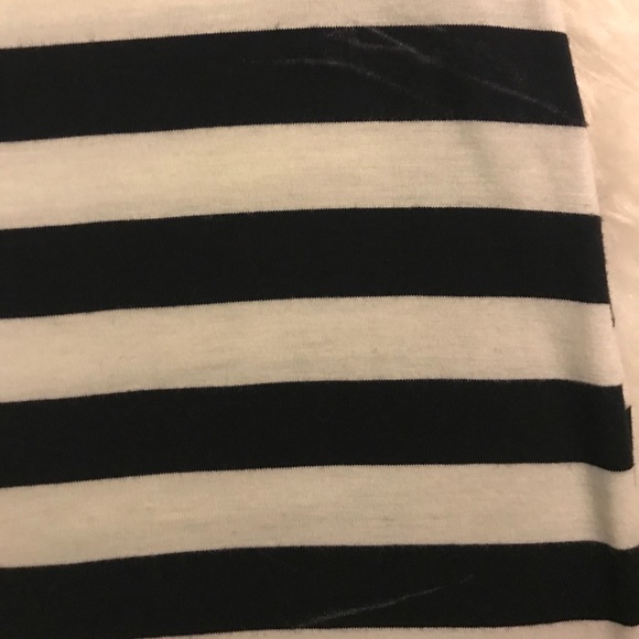 FREE!!!! Black and White Layered Top - Picture 6 of 6